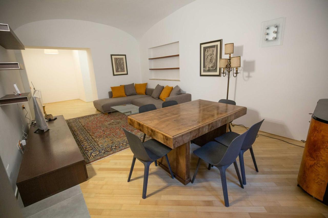 Bausan Happy Hour By Dimorra Naples